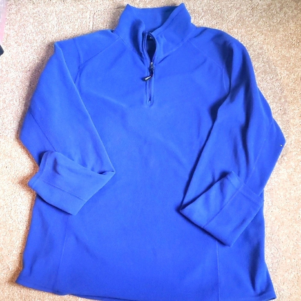 Kirkland a women’s blue polarized fleece jacket size XL
